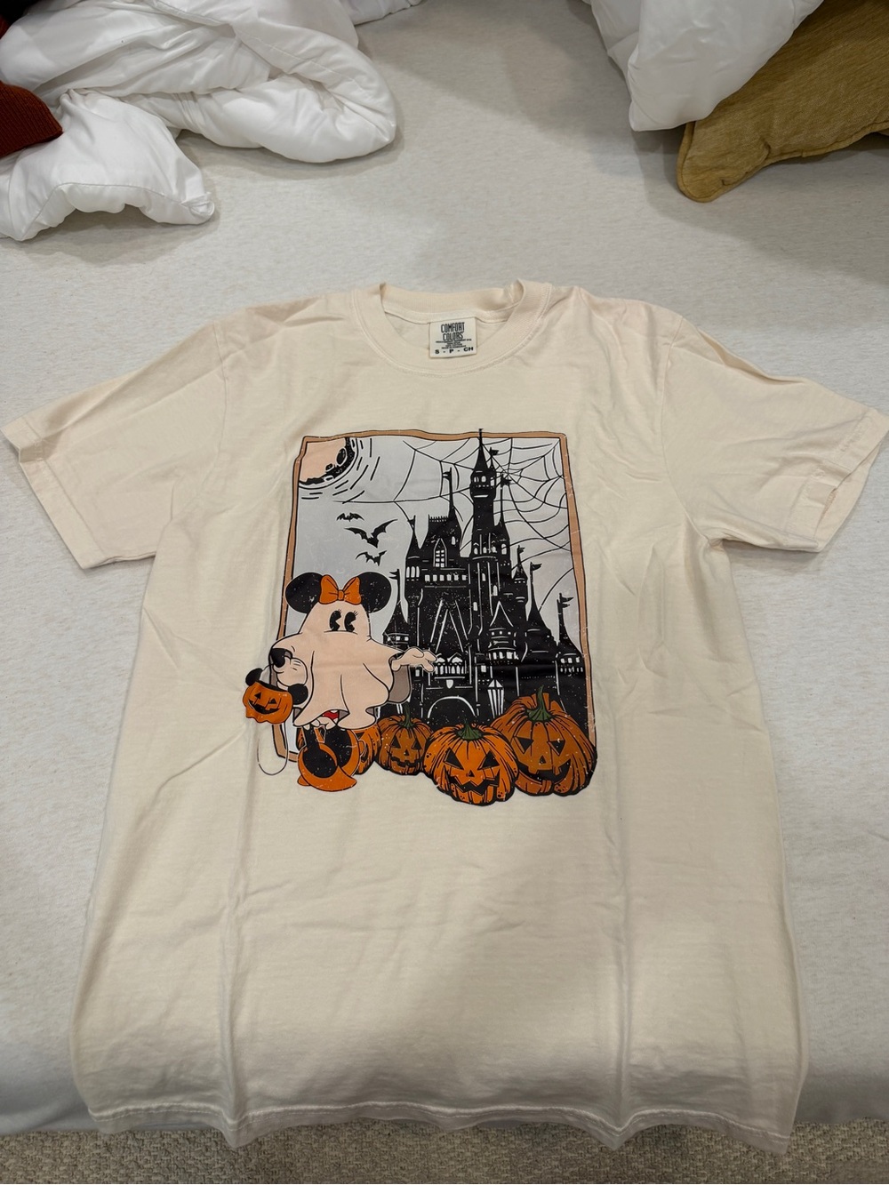 Halloween Graphic Tee - Cream with Pumpkin Design